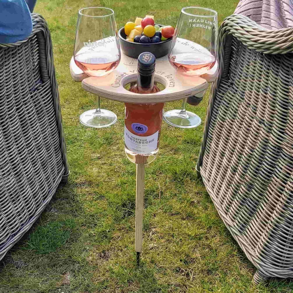 50% RABAT | Picky™ - Sammenklappeligt picnicbord med vinholder [Rabat på sidste dag]